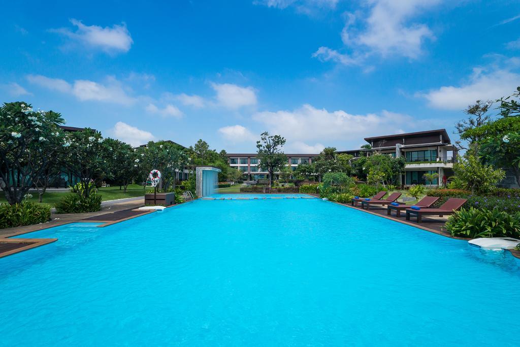 I Tara Resort & Spa Haad Chao Samran Eksteriør billede