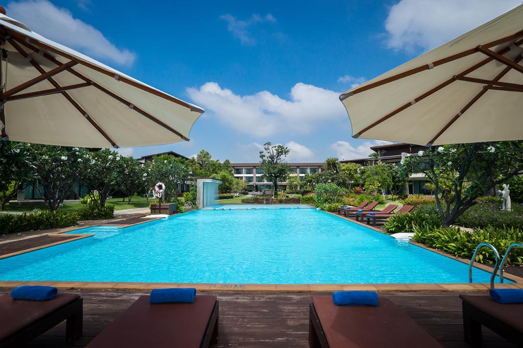 I Tara Resort & Spa Haad Chao Samran Eksteriør billede